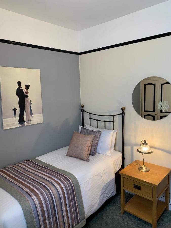 Glendower House Hotel Minehead Bagian luar foto