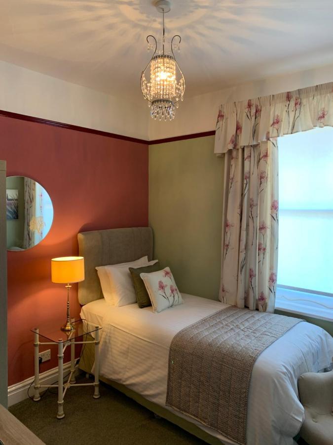 Glendower House Hotel Minehead Bagian luar foto